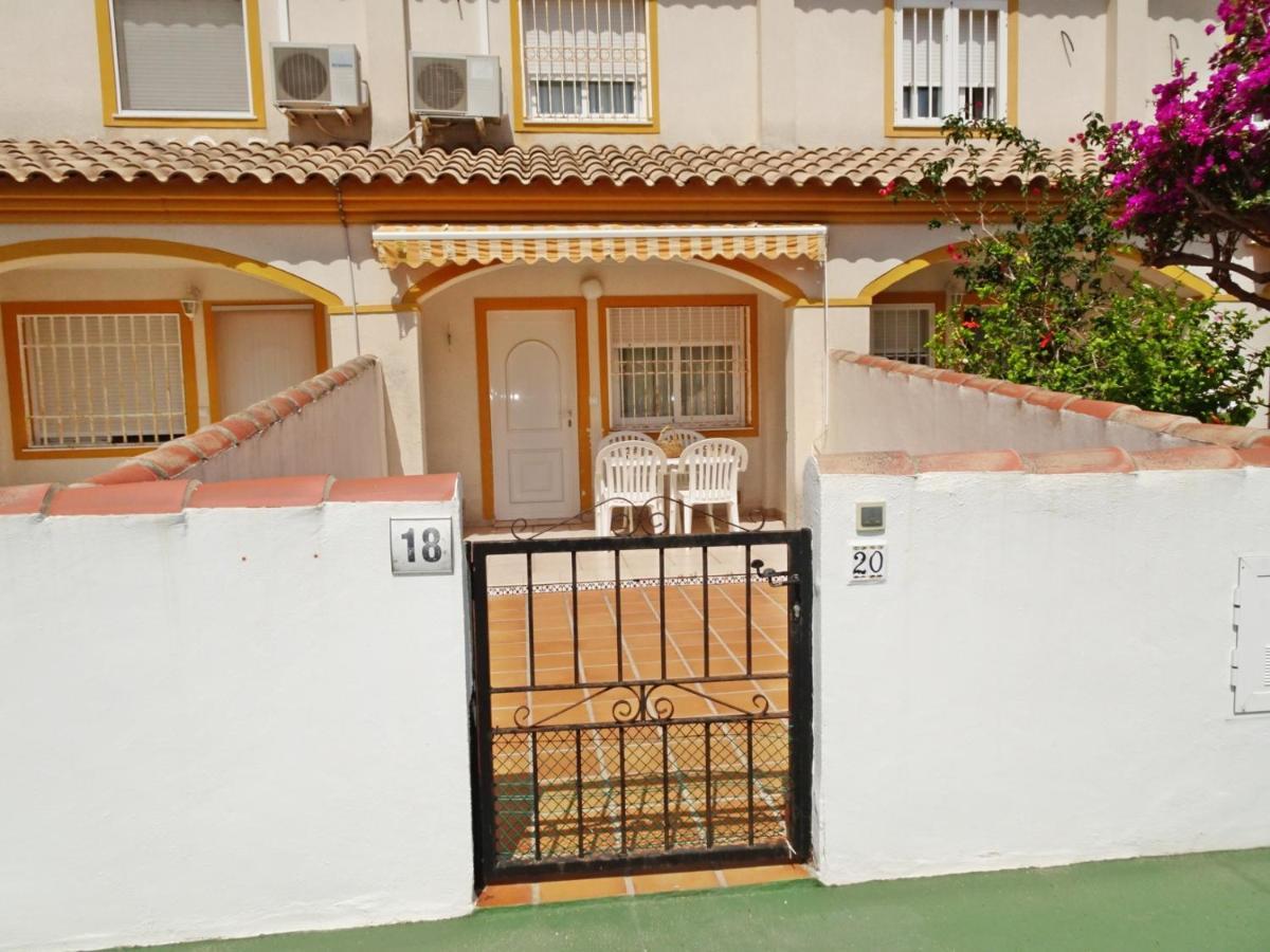 La Playa Oliva - Casa 20 Alquiler Solo Familias Exterior foto